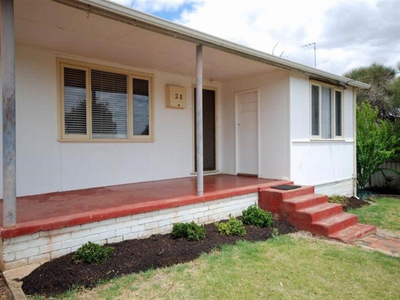 28 Fox Street, Narrogin WA 6312