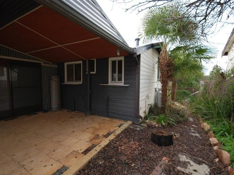 76 Bannister Street, Narrogin WA 6312