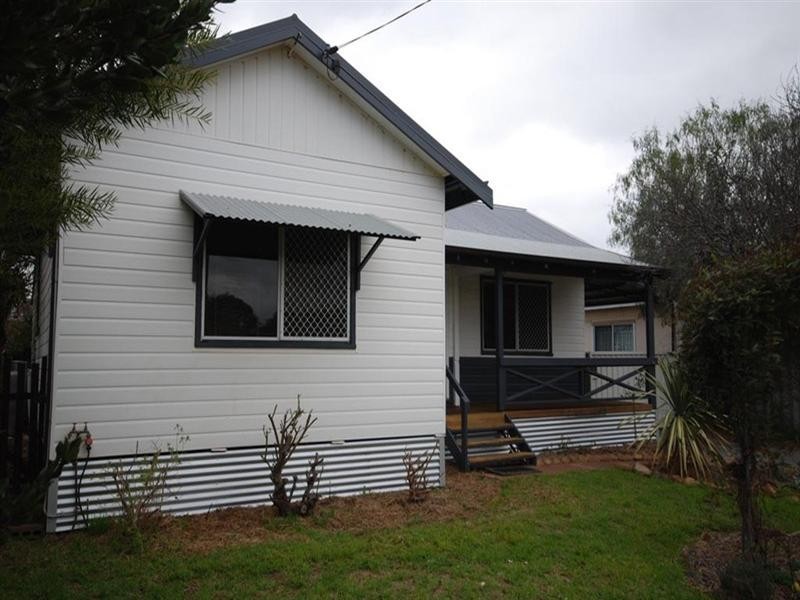 76 Bannister Street, Narrogin WA 6312