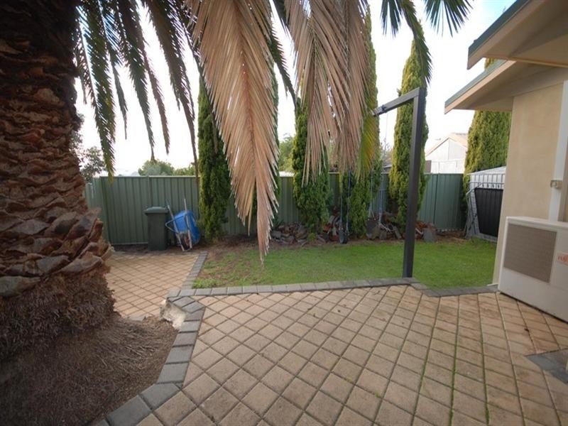 8 Lewis Street, Narrogin WA 6312