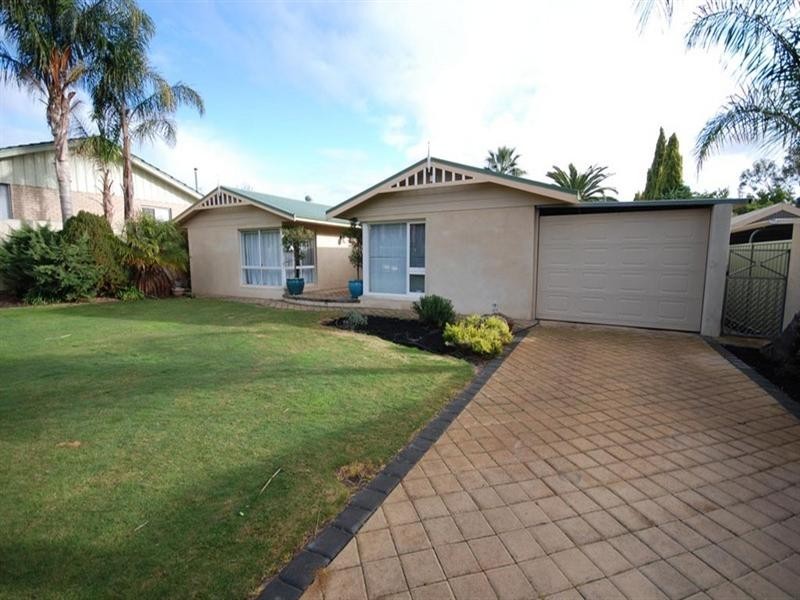 8 Lewis Street, Narrogin WA 6312