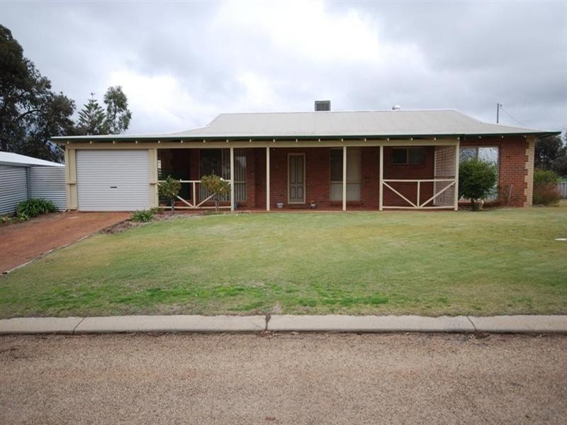 31 Dellar Street, Narrogin WA 6312