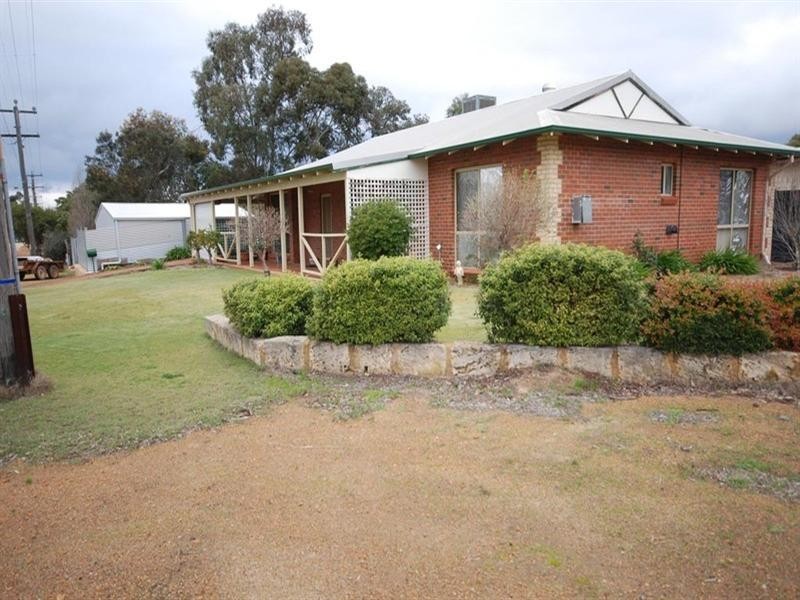 31 Dellar Street, Narrogin WA 6312