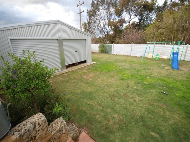 31 Dellar Street, Narrogin WA 6312