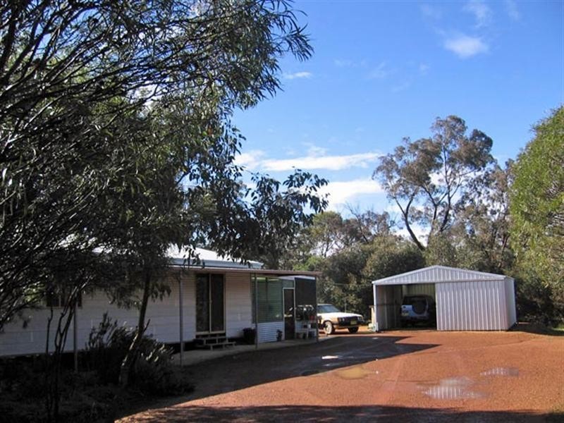 81 Ridley Street, Cuballing WA 6311