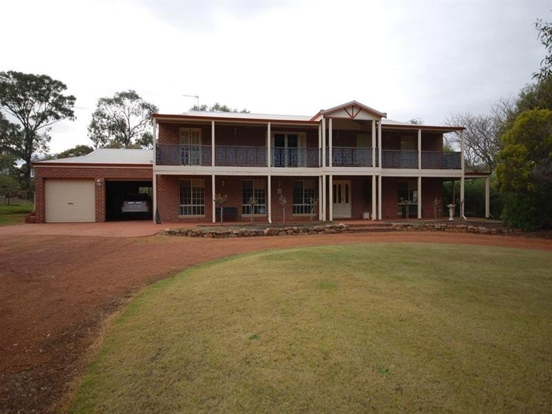 63 Argus Street, Narrogin WA 6312