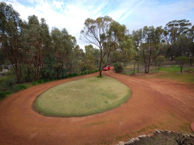 63 Argus Street, Narrogin WA 6312