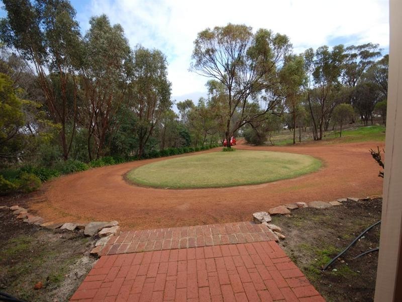 63 Argus Street, Narrogin WA 6312