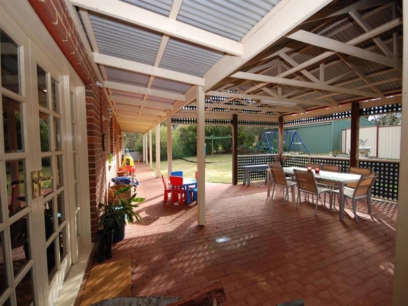 63 Argus Street, Narrogin WA 6312