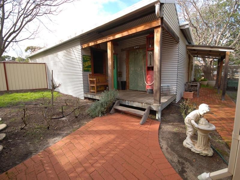 63 Argus Street, Narrogin WA 6312