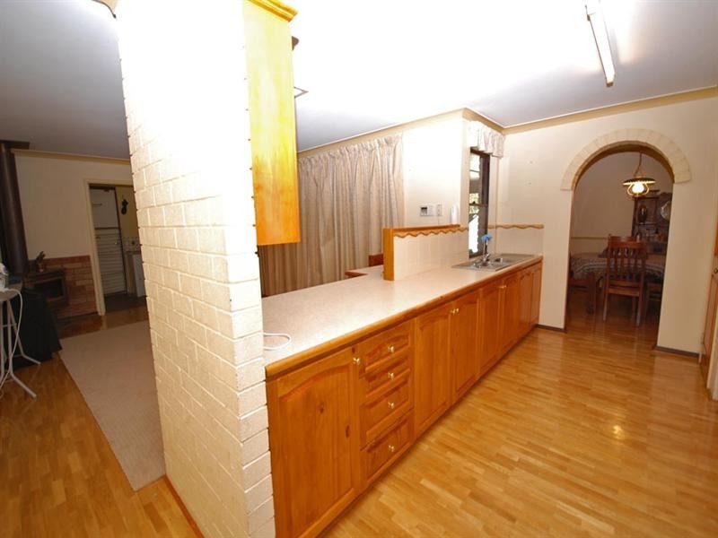 195 197 Narrakine Road, Narrogin WA 6312