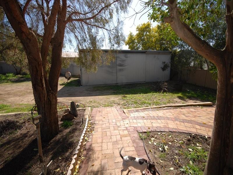 195 197 Narrakine Road, Narrogin WA 6312