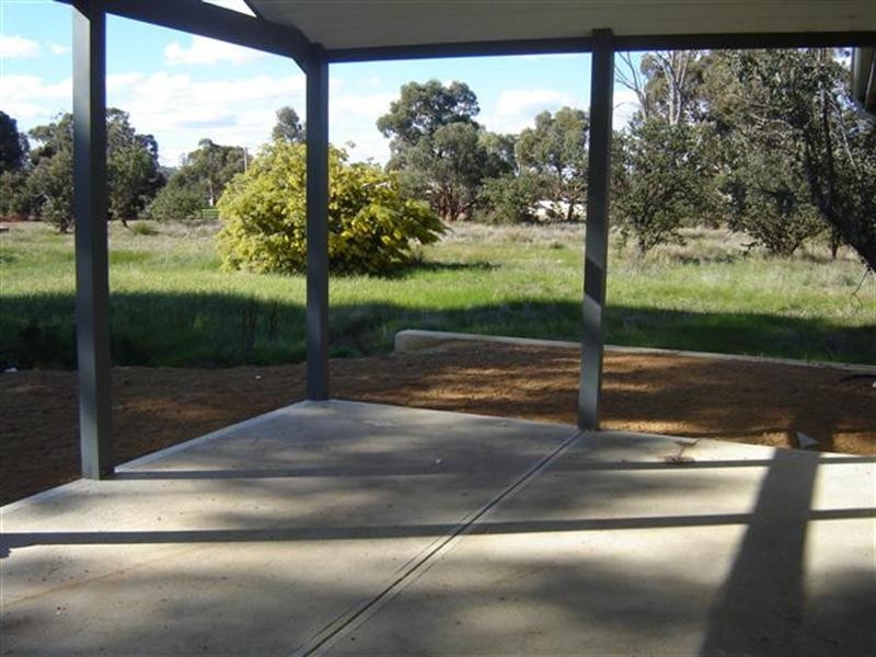 16 Christie Street, Boddington WA 6390