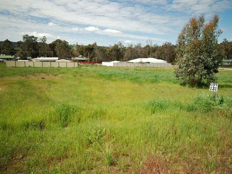 12 Humes Way, Wandering WA 6308