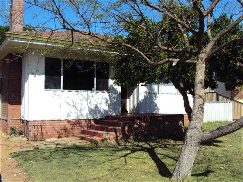 19 Moore Street, Narrogin WA 6312