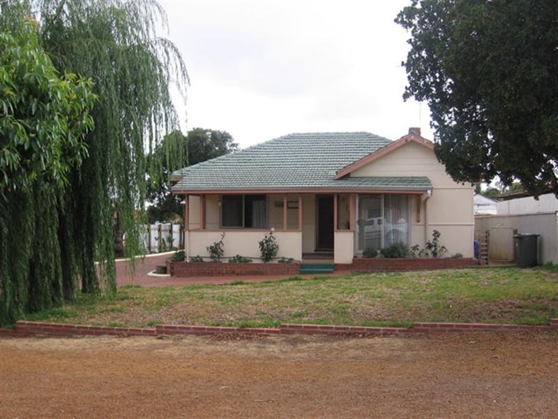 55 Doney Street, Narrogin WA 6312
