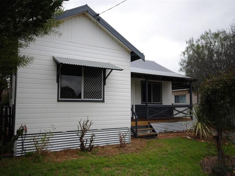 76 Bannister Street, Narrogin WA 6312