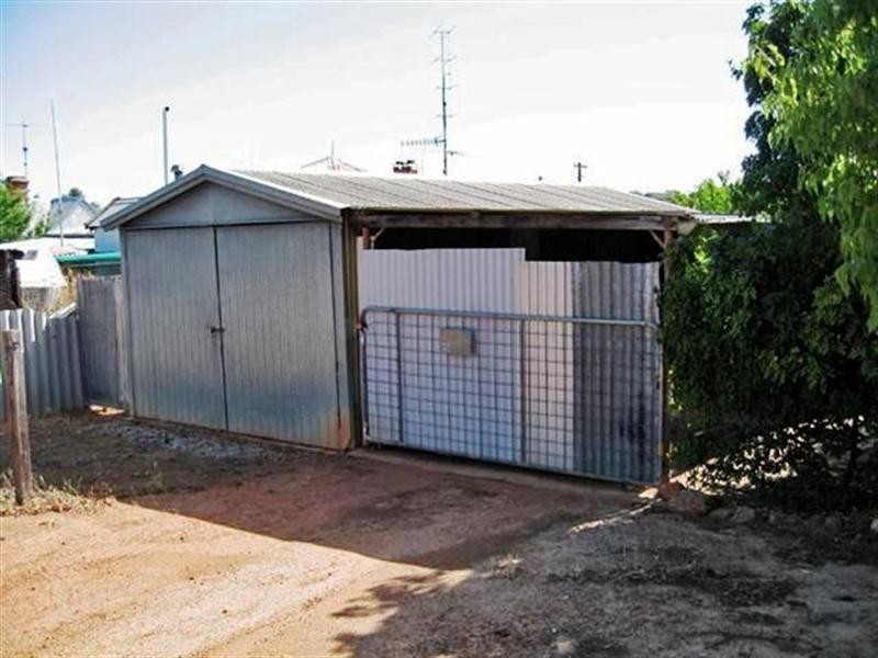 11 Stratford Street, Narrogin WA 6312