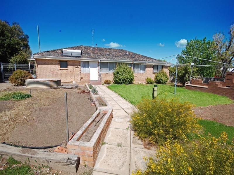 15 Northwood Street, Narrogin WA 6312
