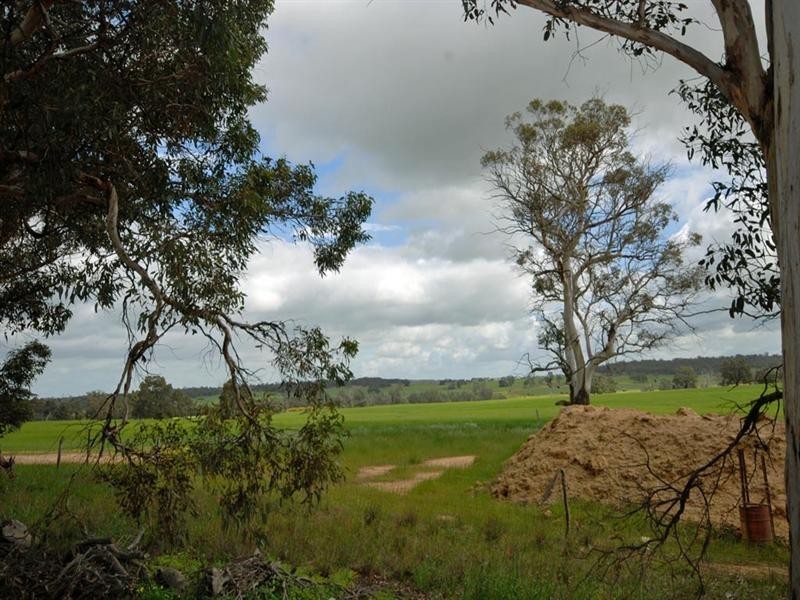 18522 Great Southern Highway, Narrogin WA 6312