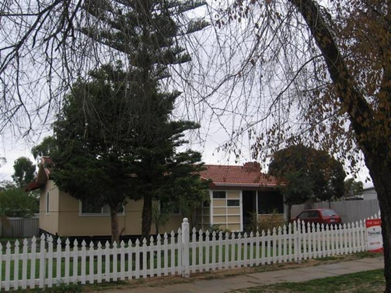 67 Fox Street, Narrogin WA 6312