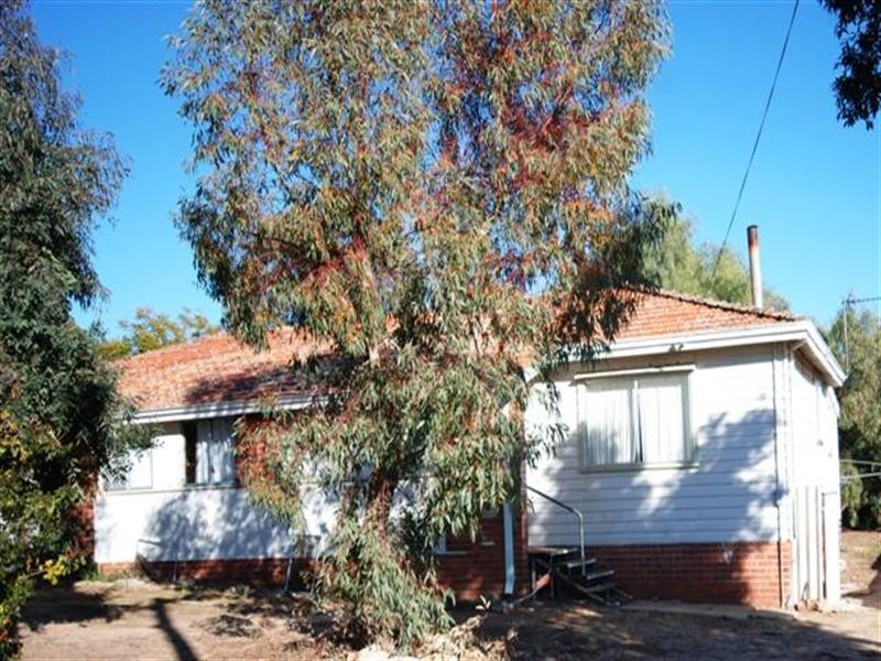 9B Bunbury Street, Narrogin WA 6312