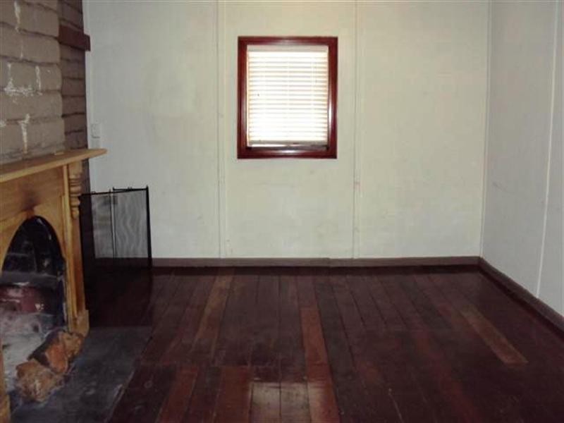 12 Watts Street, Wandering WA 6308