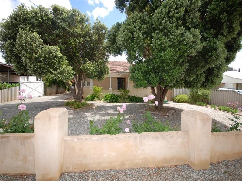 46 Furnival Street, Narrogin WA 6312