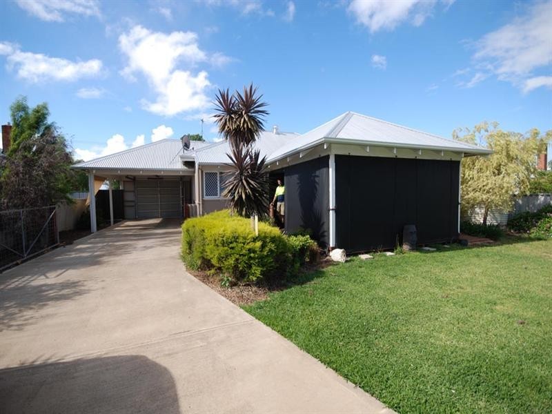 43 Ensign Street, Narrogin WA 6312