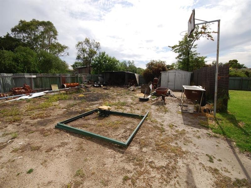 77 Ensign Street, Narrogin WA 6312