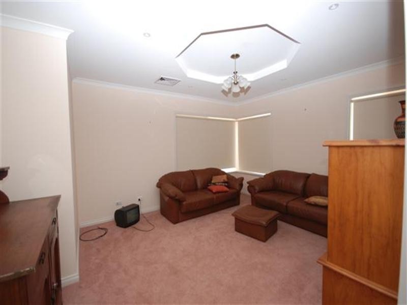 63 Doney Street, Narrogin WA 6312