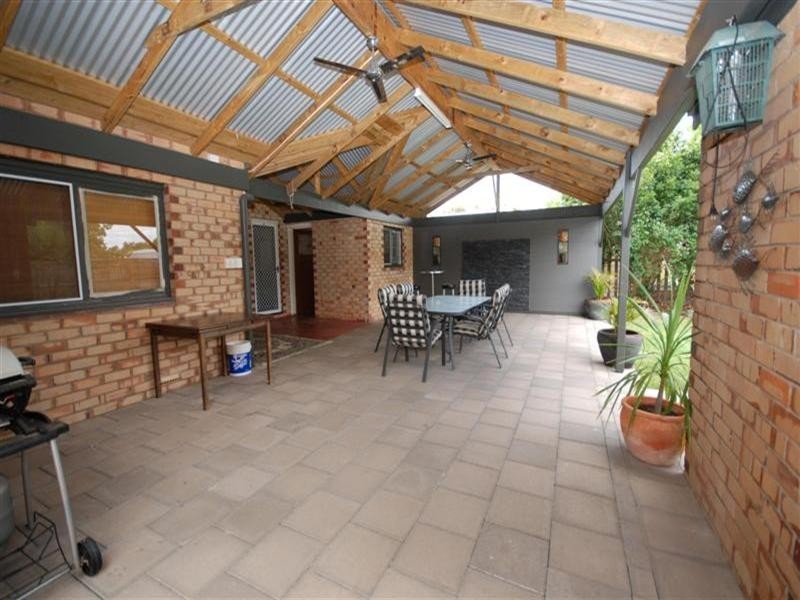 21 May Street, Narrogin WA 6312