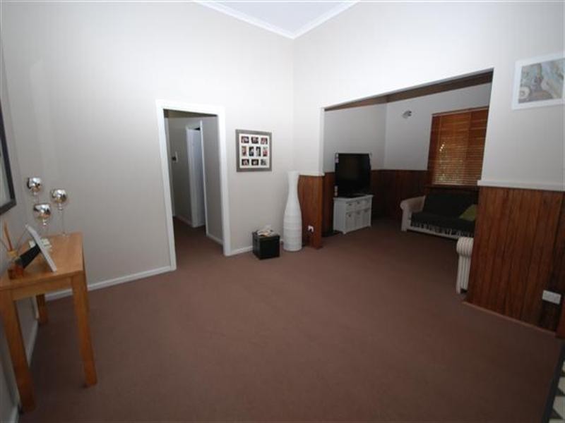 20 Hansard Street, Narrogin WA 6312