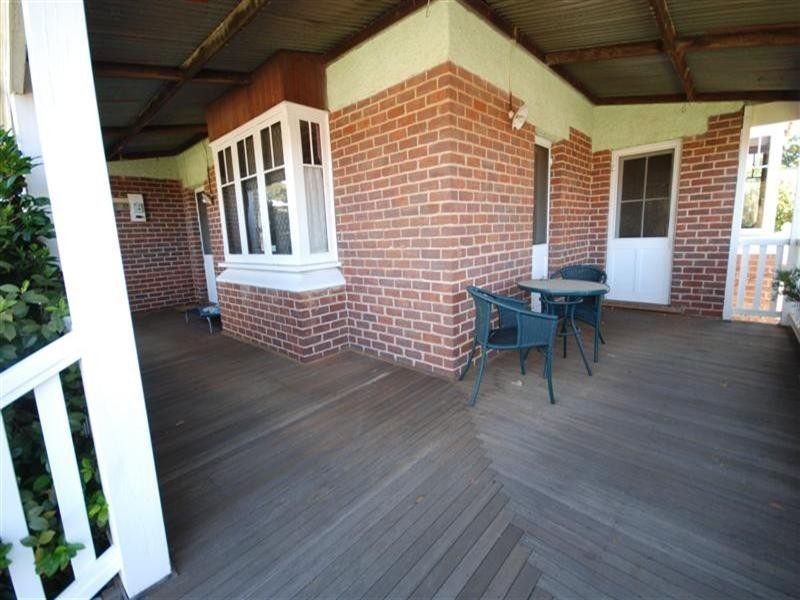 24 Daglish Street, Narrogin WA 6312