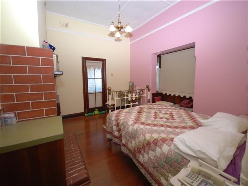 24 Daglish Street, Narrogin WA 6312