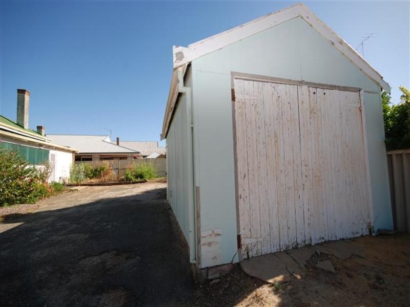 24 Daglish Street, Narrogin WA 6312