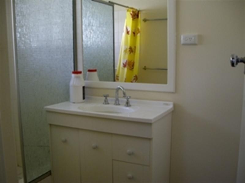 1b Sydney Hall Way, Narrogin WA 6312