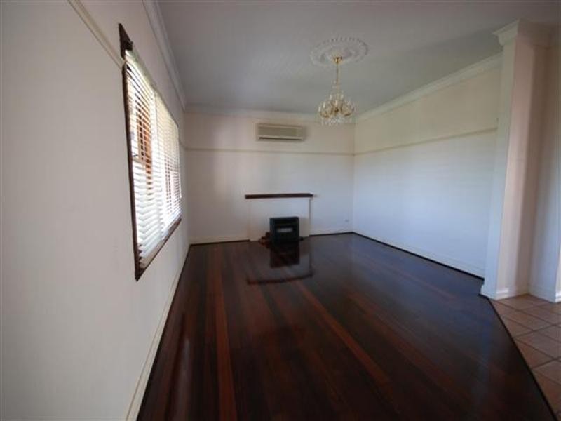 5 Burns Street, Narrogin WA 6312