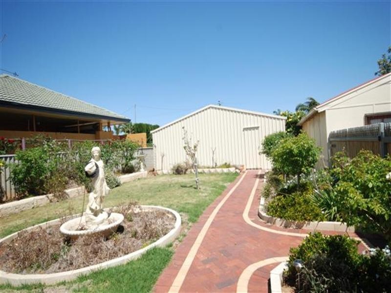 5 Burns Street, Narrogin WA 6312