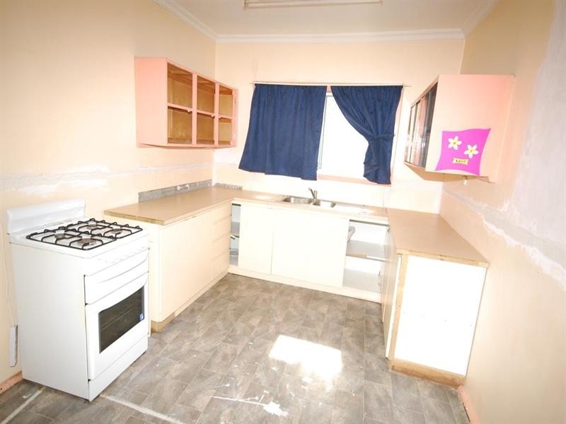 83 Fox Street, Narrogin WA 6312