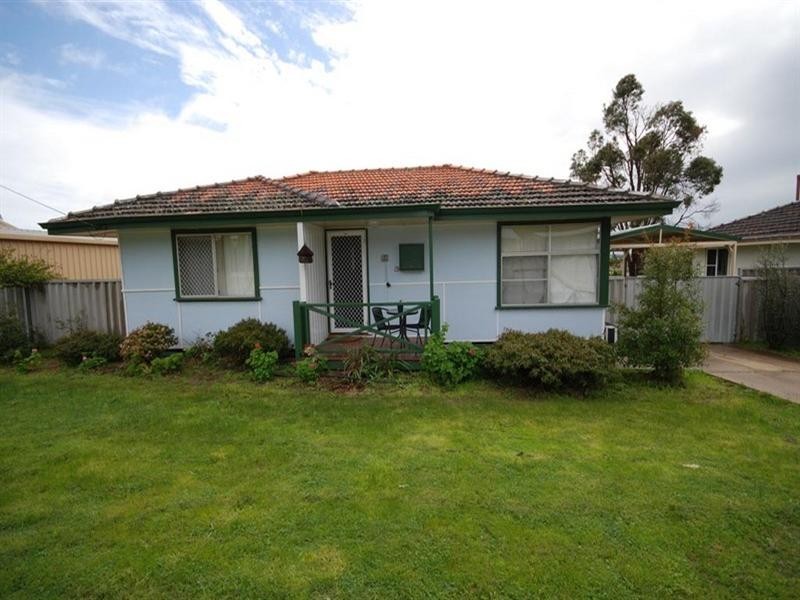 56 Hough Street, Narrogin WA 6312