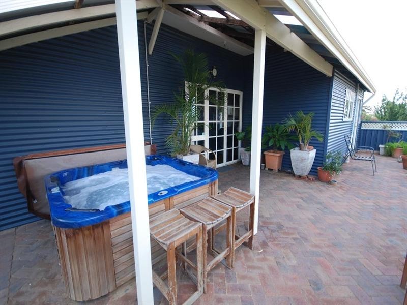 21 Great Southern Highway, Narrogin WA 6312