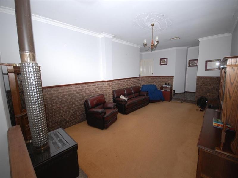 43 Hansard Street, Narrogin WA 6312