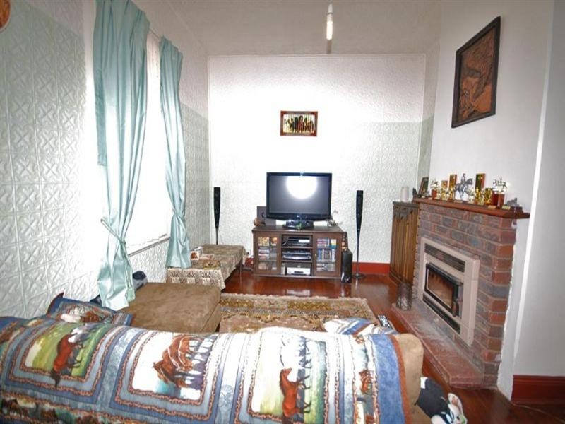 16 Dellar Street, Narrogin WA 6312