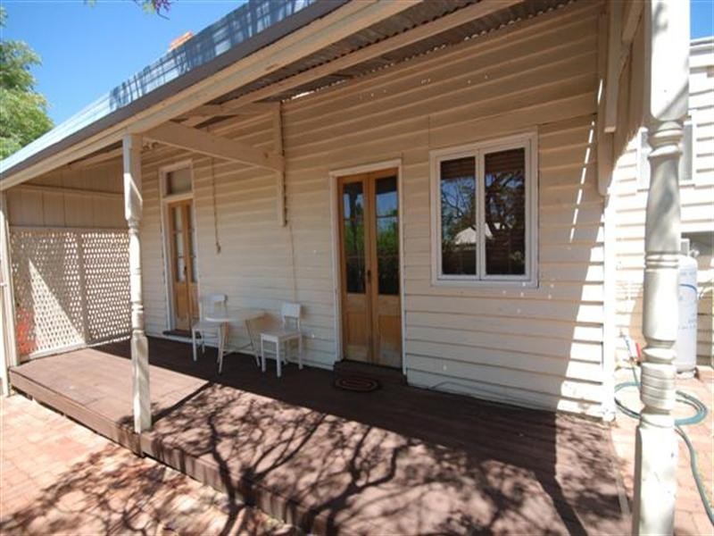 2 Falcon Street, Narrogin WA 6312