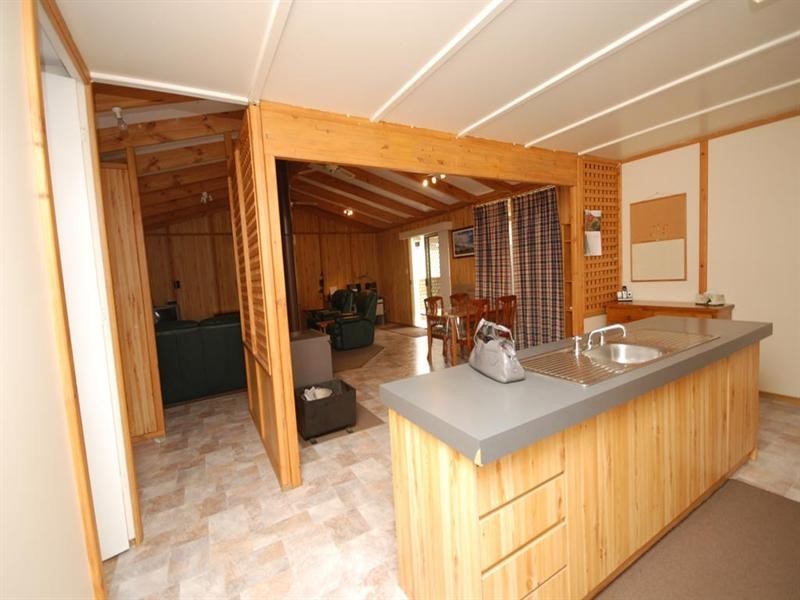 16 Fry Street, Williams WA 6391