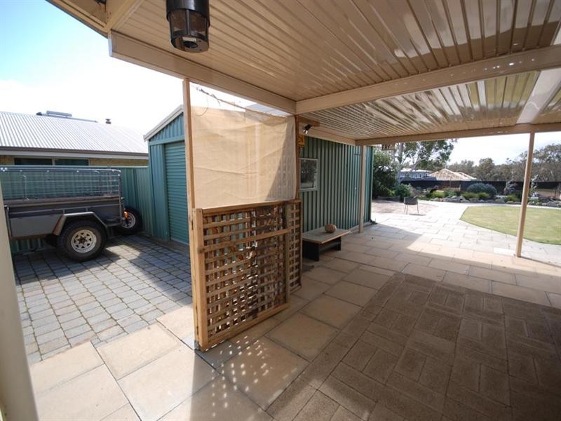 16 Fry Street, Williams WA 6391