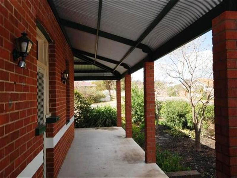 37 Grant Street, Narrogin WA 6312