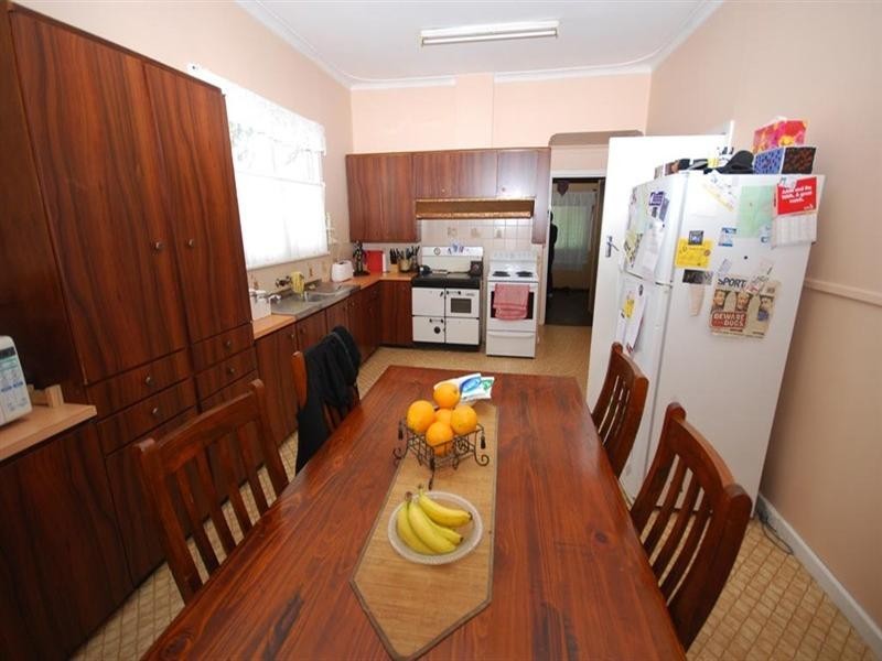 77 Ensign Street, Narrogin WA 6312