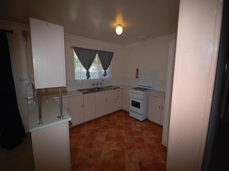 5 Clark Street, Narrogin WA 6312